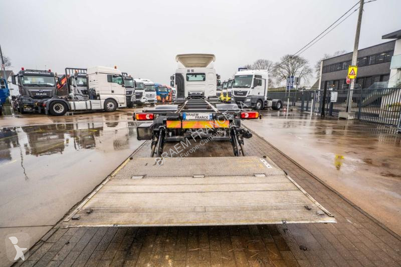 شاحنة Renault  D19 WIDE 320 DXI + DHOLLANDIA 2T.