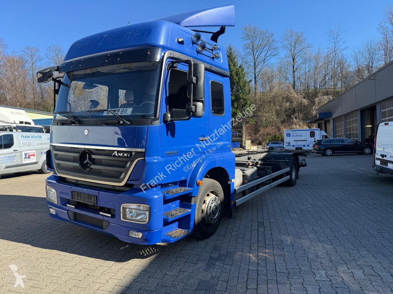 شاحنة Mercedes 1833 7 Sitzplätze, 1. Hand, erst...