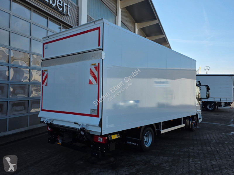 شاحنة Iveco ML80E21 Koffer LBW