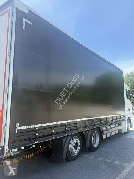 Хенгер MAN TGX 24.440 6X2 E6 Przyczepa G.T.S...