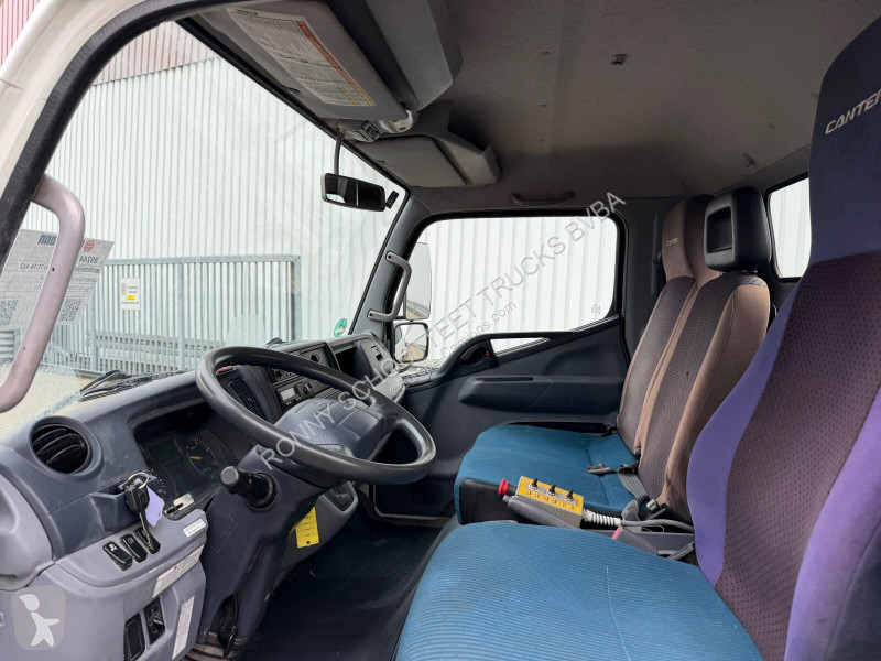 شاحنة Mitsubishi Canter Fuso 7C18 4x2 Canter...