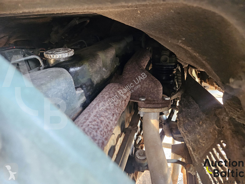 Kamión Volkswagen VW-MAN 8.136