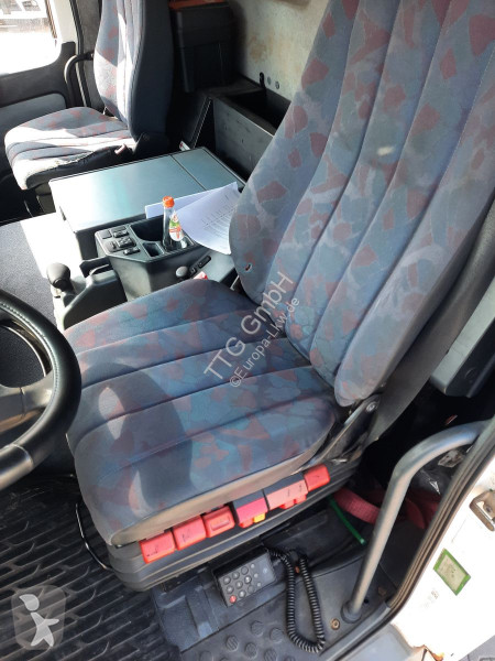 شاحنة Mercedes 1831