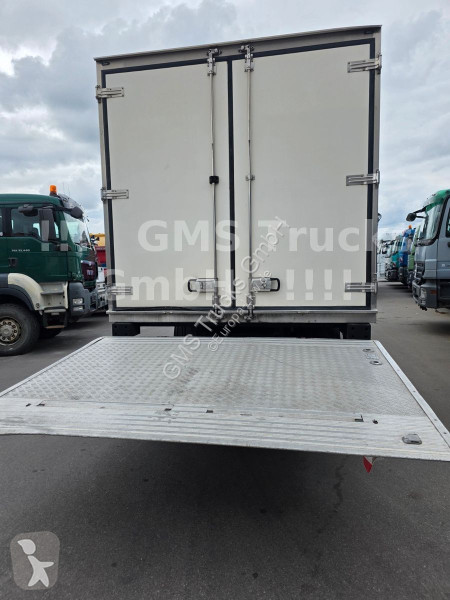شاحنة MAN 12.250 / Frigo Rohrbahnen Fleisch Meat