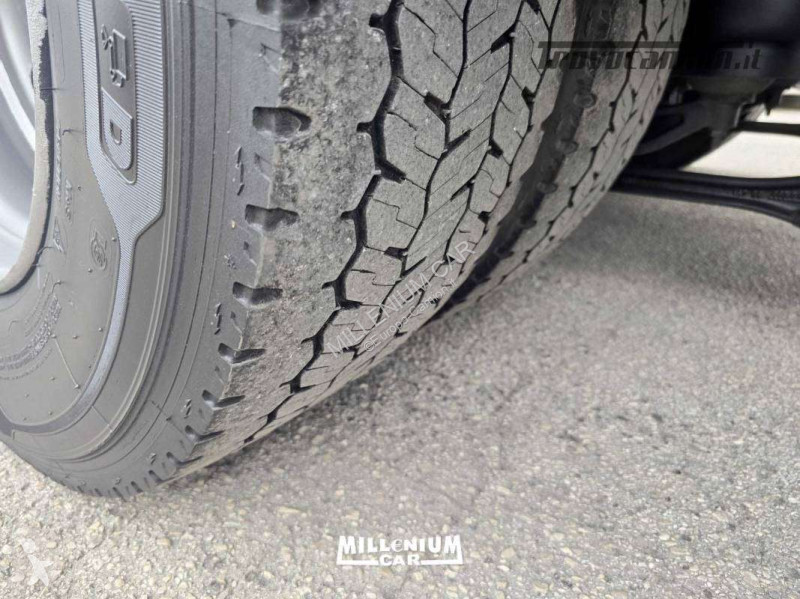 شاحنة Iveco 160E25 2018 CENTINATO 7,20