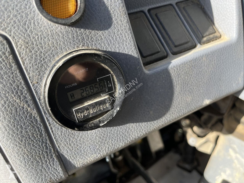 شاحنة Mitsubishi
