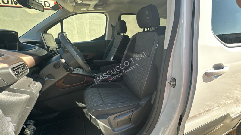 شاحنة Peugeot E-RIFTER GT