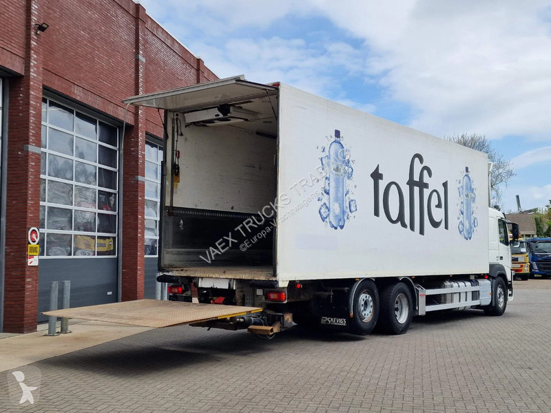 شاحنة Volvo 460 6x2 - Carrier 1250 Frigo - Full...
