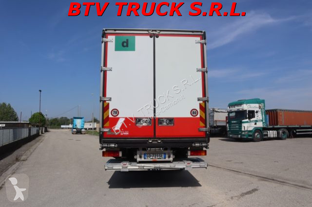 Camión Iveco STRALIS