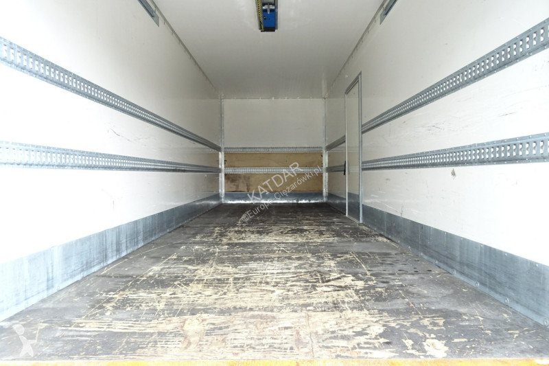 شاحنة Mercedes 1218 Euro 6 tylko 222 tys.km!...
