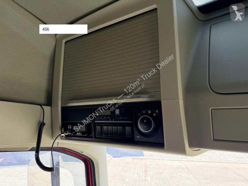 شاحنة مقطورة Volvo 420