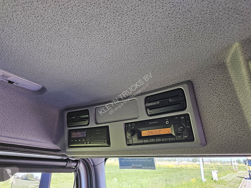 Camion Mercedes ATEGO 818 AIRCO LIFT 3 SEATS