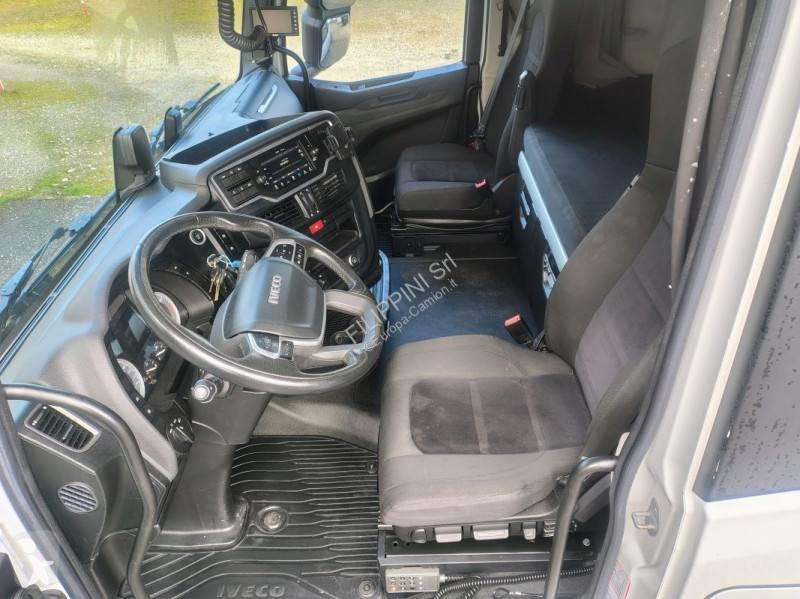 شاحنة Iveco