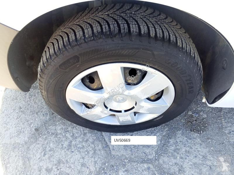 Samochód dostawczy Renault KANGOO