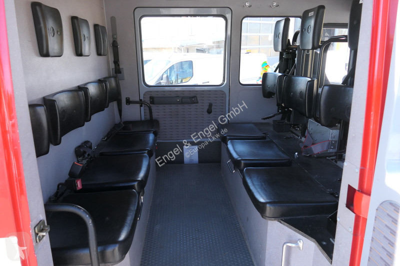 شاحنة MAN L2000 DoKa LF8/6