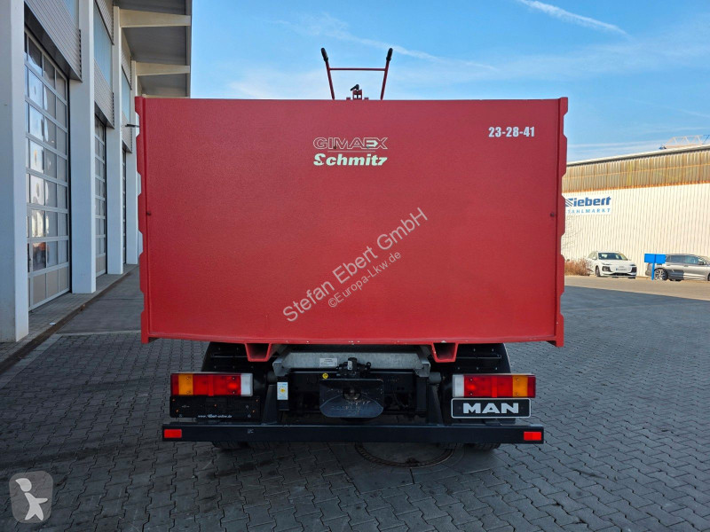شاحنة MAN Feuerwehr Schaum 2.500 Liter SLF 25/25
