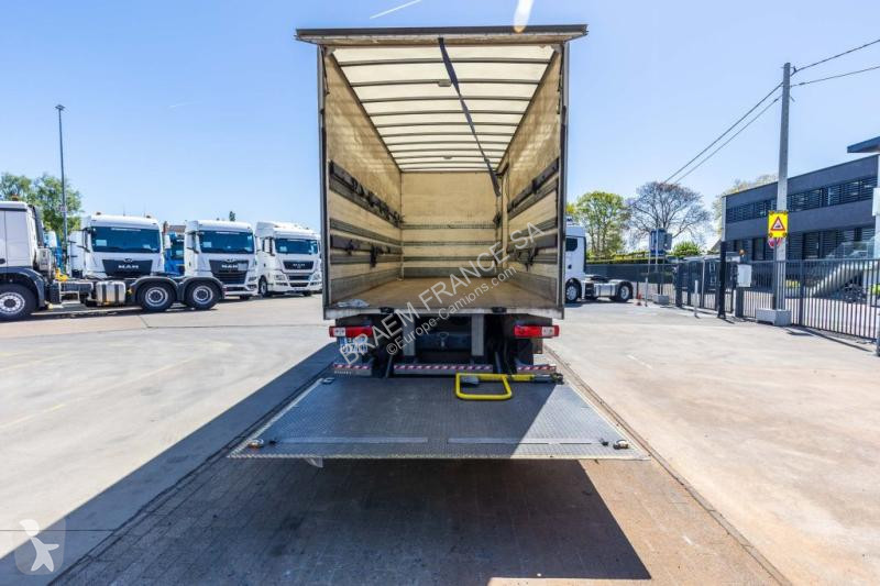 Camion Renault  D19 320 DXI + DHOLLANDIA