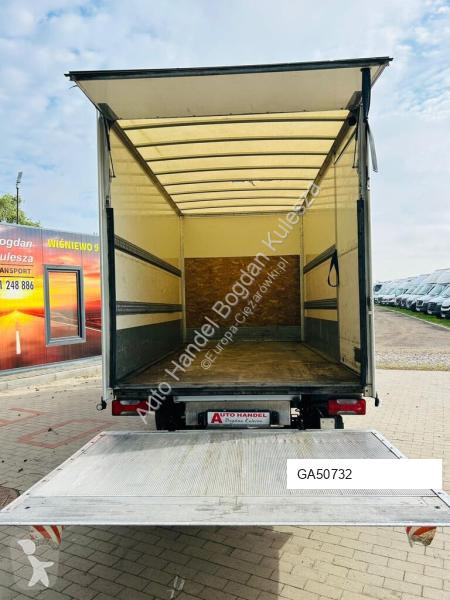 Furgoneta Iveco 35-160