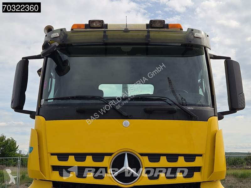Camion Mercedes 3248 8X4 25tons containersystem...