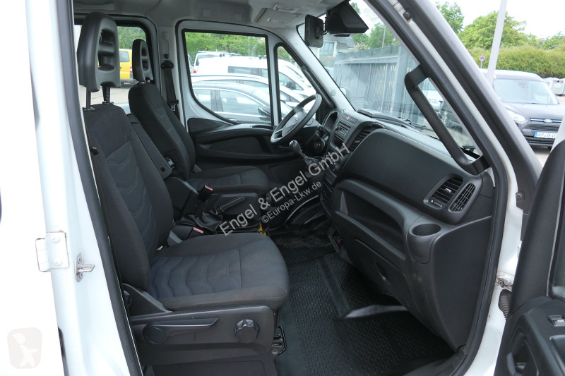 Furgoneta Iveco Daily 70C18H D70C DoKa LBW AHK...