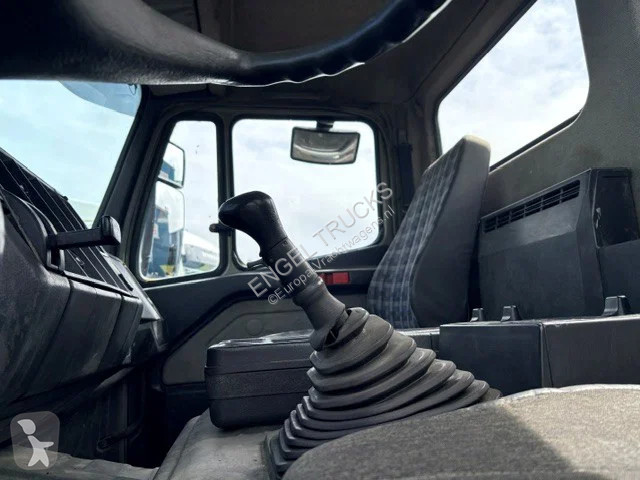Lastbil Mercedes SK B 8x4 FULL STEEL CHASSIS...
