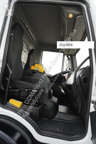 شاحنة Iveco HC - 153