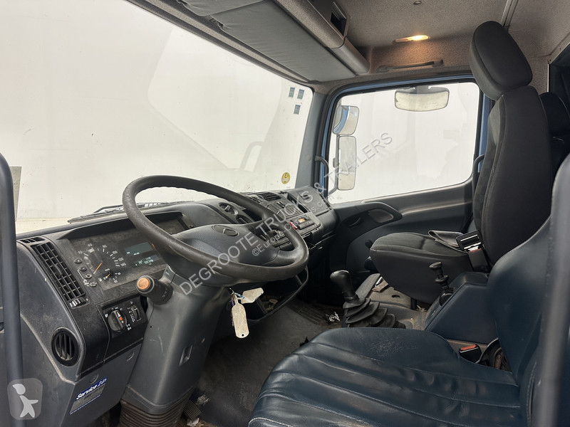 شاحنة Mercedes 815