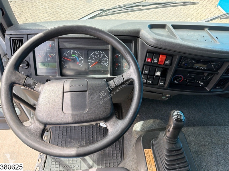 شاحنة Volvo 250 EURO 3, 10500 Liter, 4. Comp, PTO