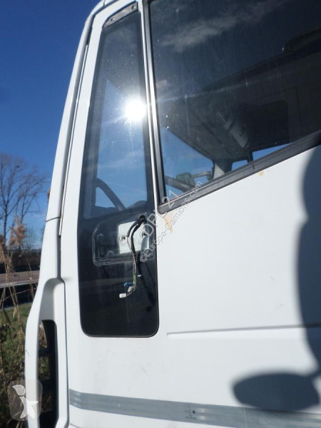 شاحنة Iveco 160E21