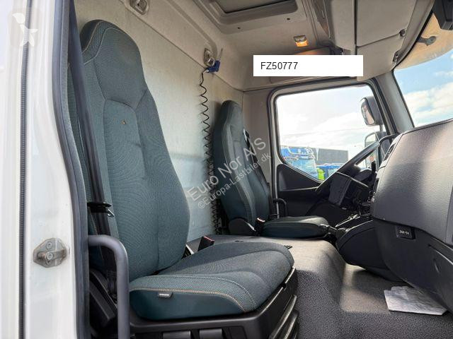 شاحنة Volvo 210 4x2 Closed box / Koffer Euro 6
