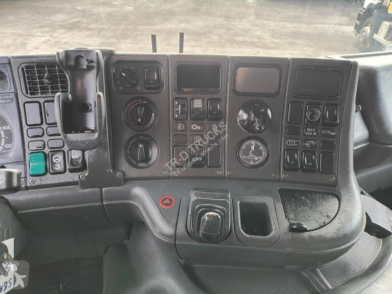 شاحنة Scania 94 G.300 FOODBUK SIO - 8 COMP. -...