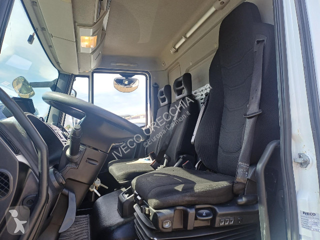 شاحنة Iveco EUROCARGO ML120E22P