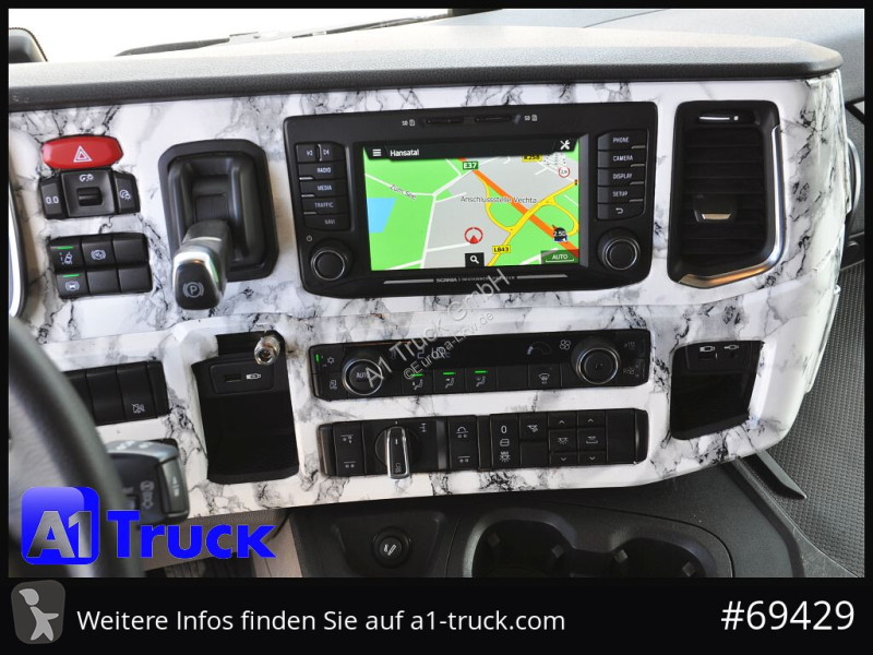 شاحنة Scania P 320 P 6x2,, Getränke, Lenkachse,...