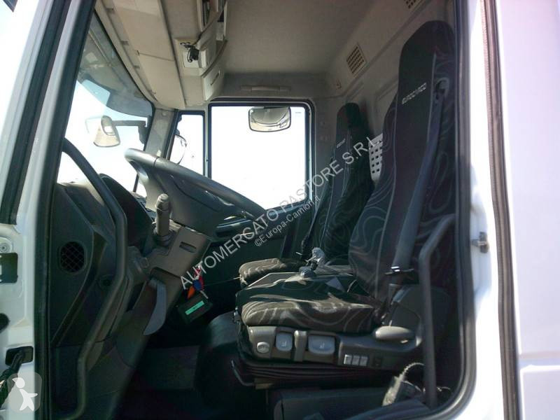 شاحنة Iveco