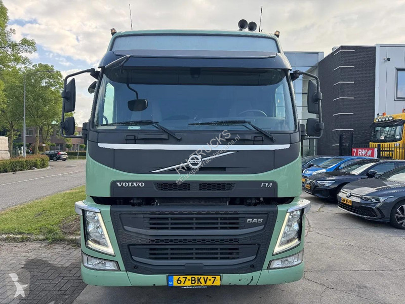 Camion Volvo 6X2 EURO 6 VDL 21T HOOK