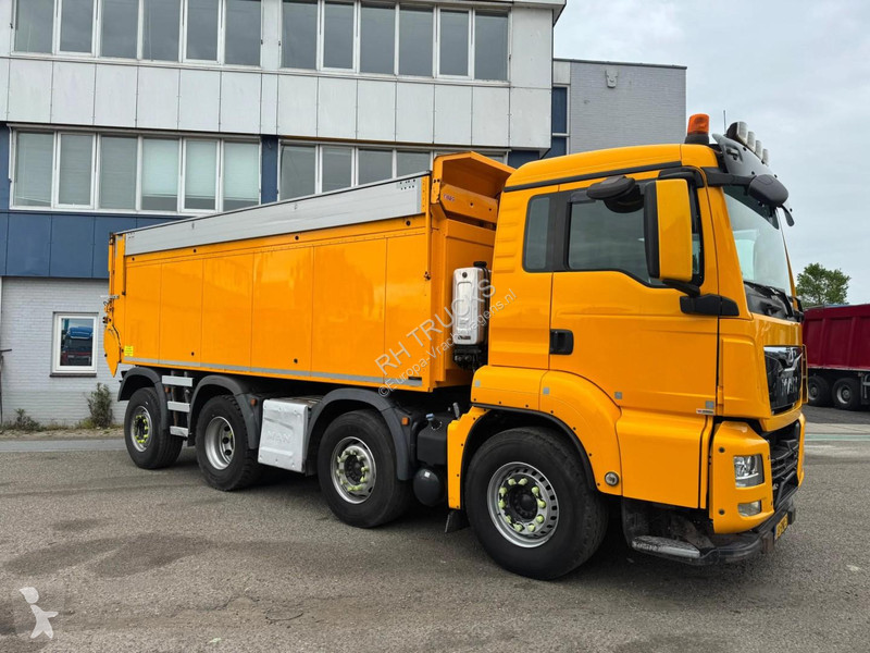 شاحنة MAN 42.460 8X2 EURO 6 KIPPER