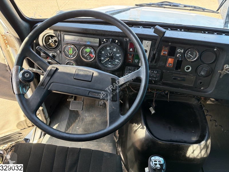 Lastbil Volvo N 1064 6x4, leaf suspension, PTO,...