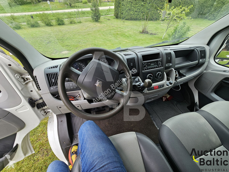 Furgoneta Peugeot