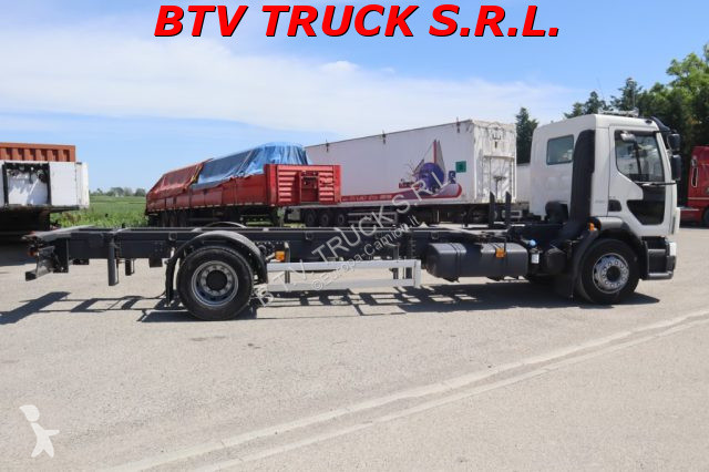 شاحنة Volvo FL