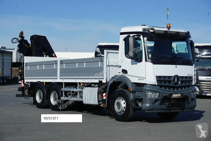 Camion Mercedes 228 E – 4
