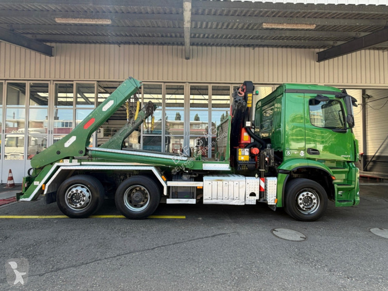 Camion Mercedes arocs 2543 6x2