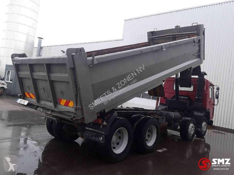 شاحنة Volvo 320 8x4