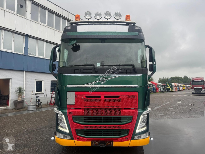 Camion Volvo 540 8X4 EURO 6 + HIAB X-HIPRO 302...