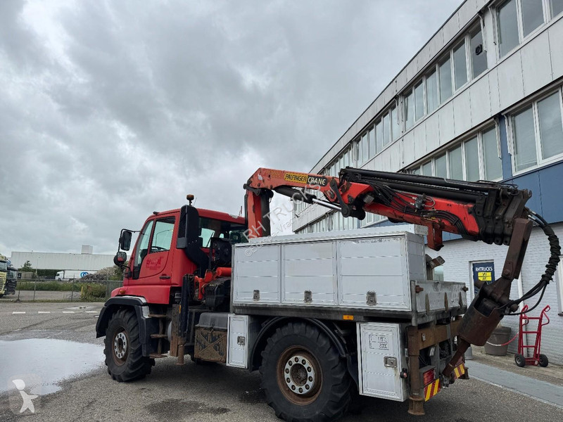 شاحنة Unimog 4X4 + PALFINGER PK 16502 + REMOTE...