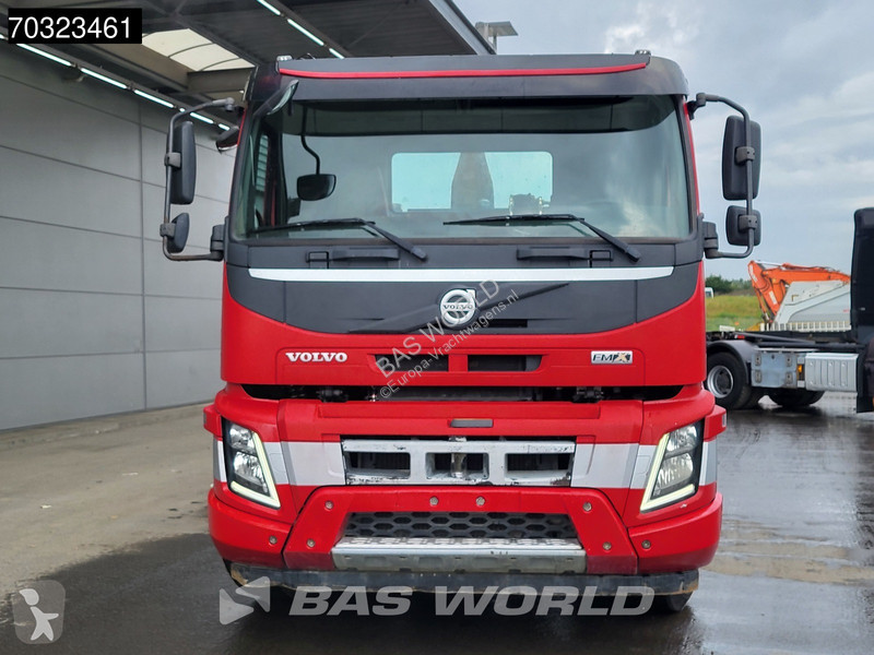 شاحنة Volvo 460 8X4 HIAB XR26Z56...