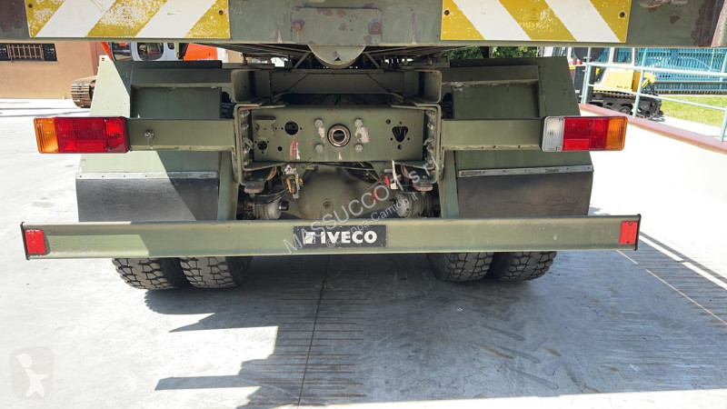 شاحنة Iveco 6x6
