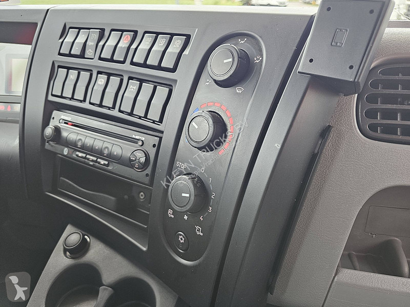 شاحنة Renault D 220