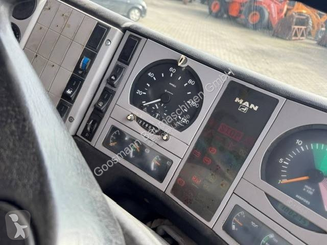 Veicolo per la pulizia delle strade MAN M Serie...