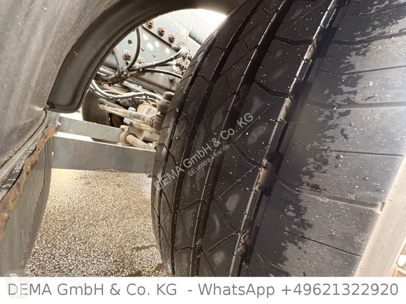شاحنة Mercedes...