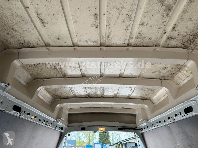 شاحنة Renault DCI 135 4x2